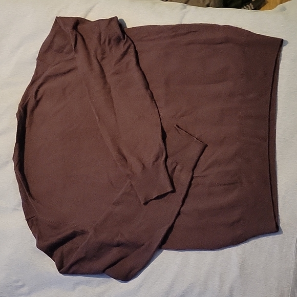 Eggplant colour men's Kenneth Cole V Neck sweater woven style front - Picture 3 of 3